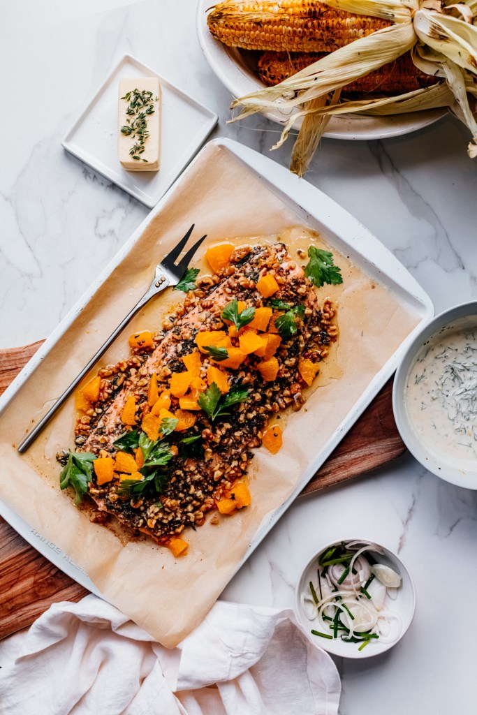 Salmon with roasted walnuts