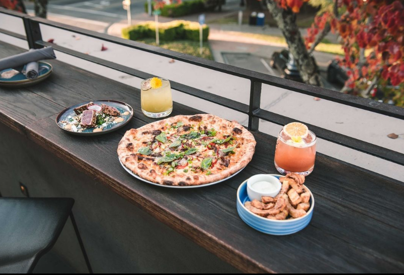 pizza and wine outdoor seating