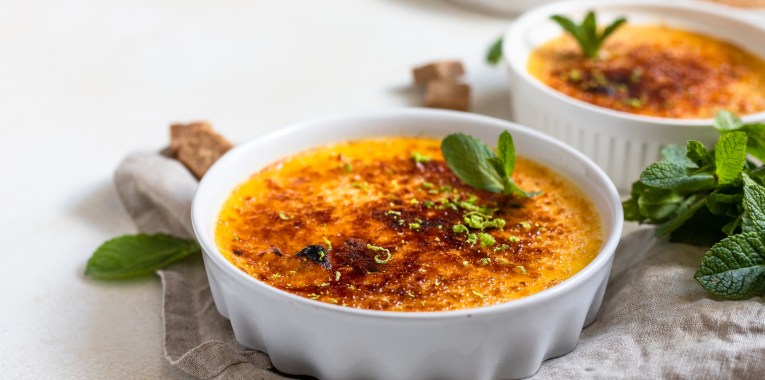 homemade creme brulee